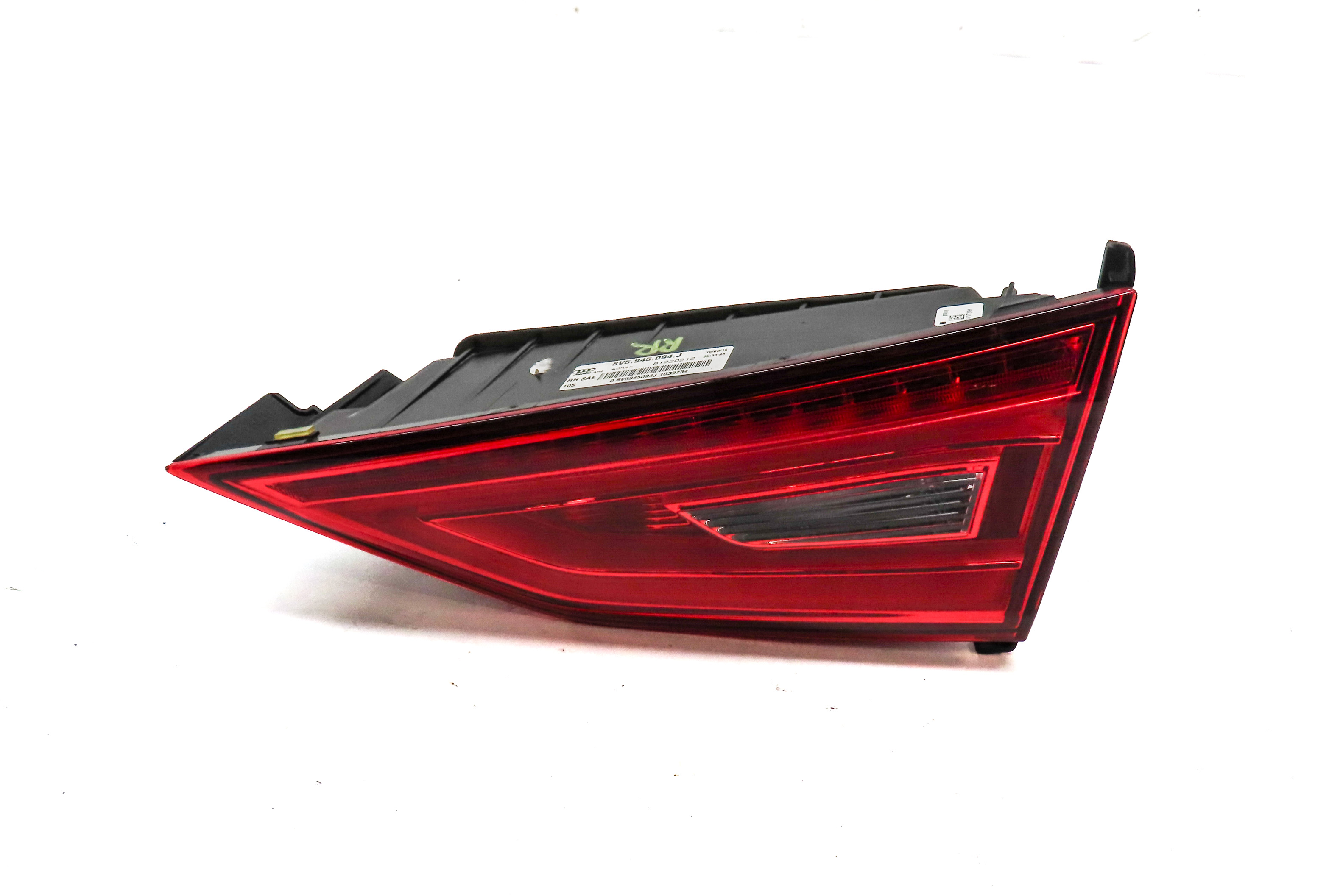 2015-2016 AUDI A3 S3 (8V) SEDAN CONVERTIBLE RIGHT INNER LED TAILLIGHT LIGHT LAMP — exact item pictured